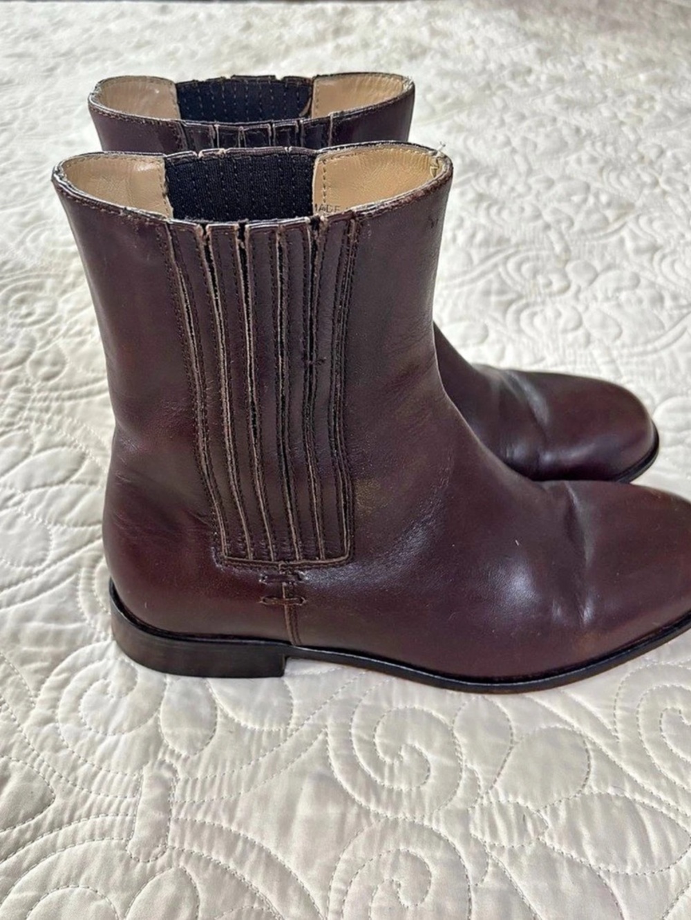 LL Bean Vero Cuoio Leather Chelsea Brown Ankle Boots US 5